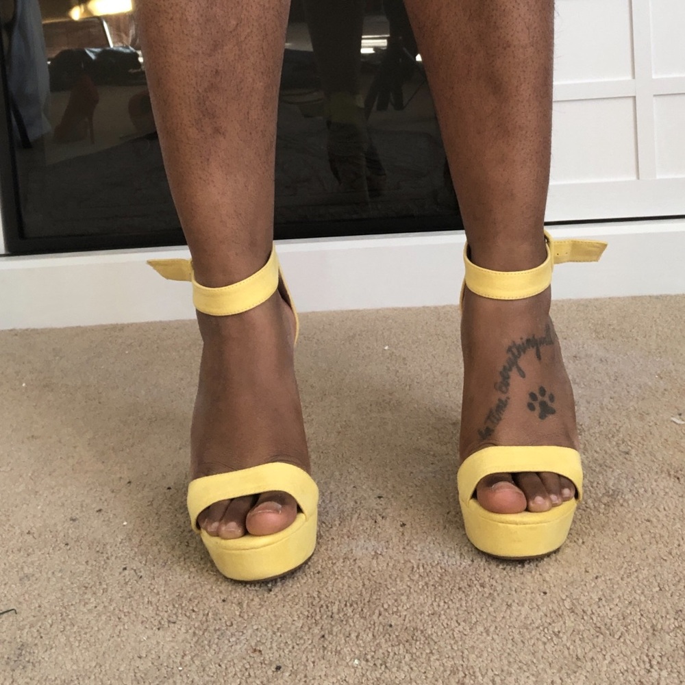 Yellow suede sandles